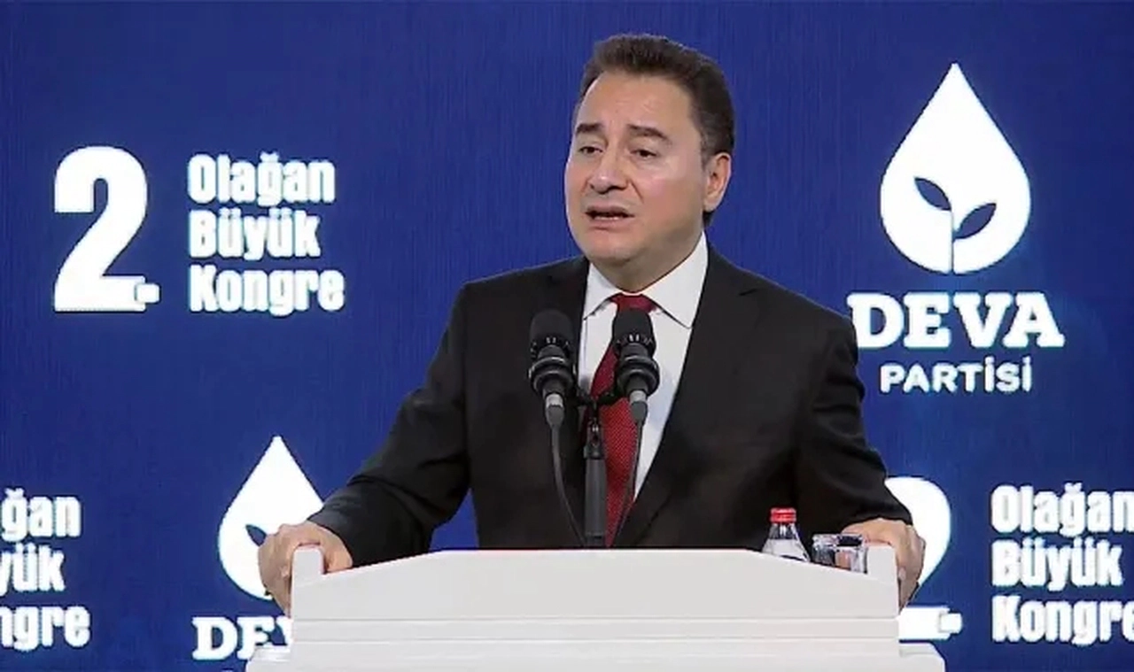 Ali Babacan: İktidar ile ana muhalefeti kol kola görürsek şaşırmayalım