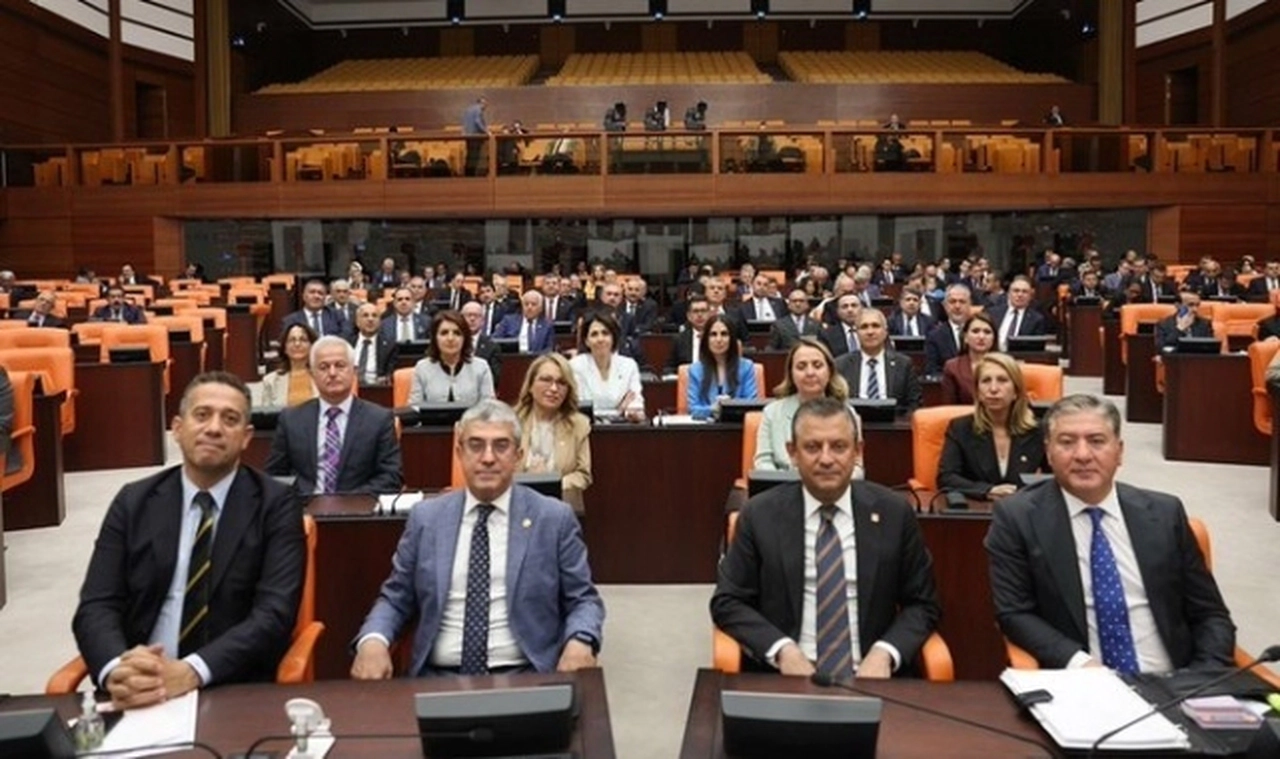 CHP'de Antalya kampı iptal edildi, tüm milletvekilleri İstanbul'da bir araya gelecek