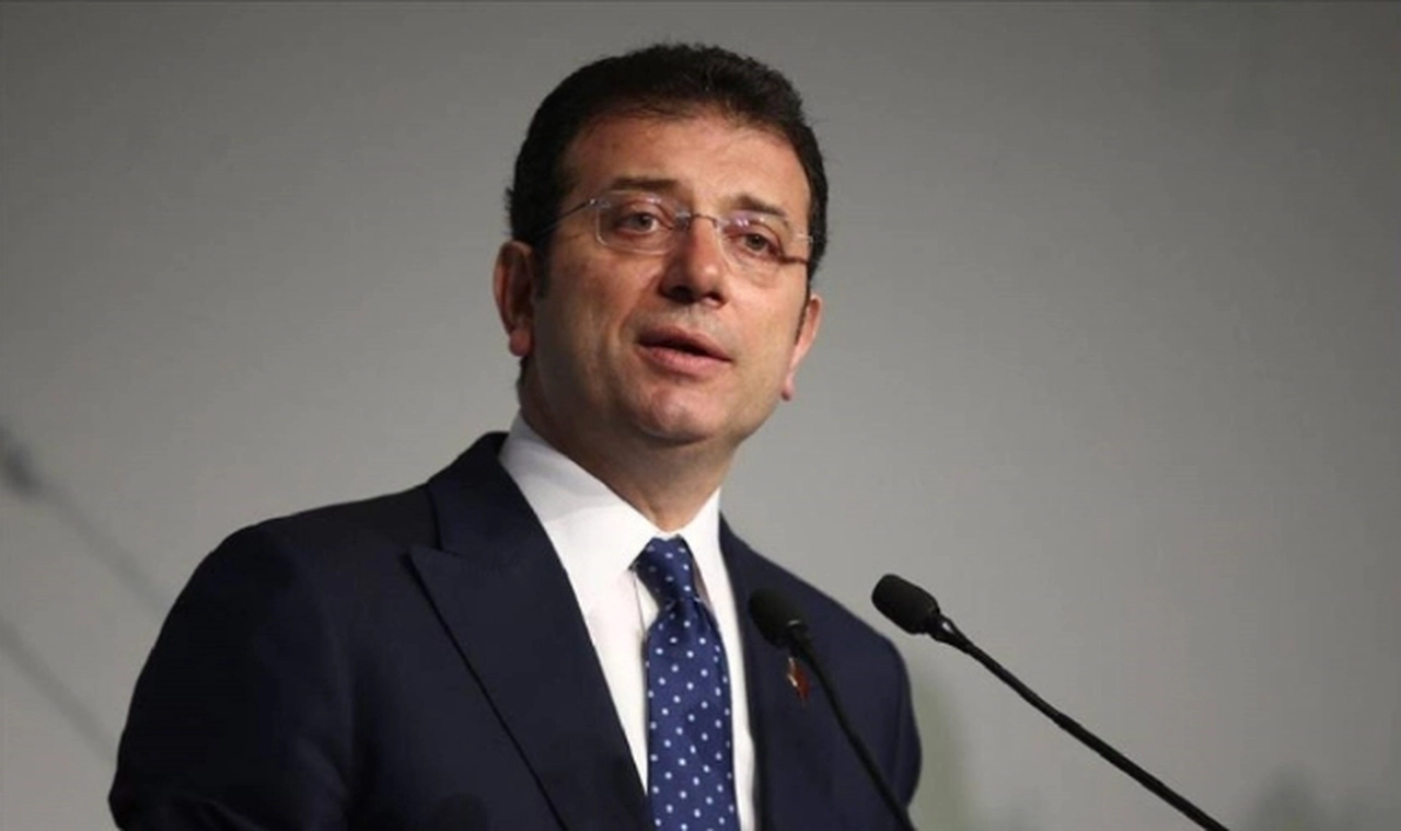 Ekrem İmamoğlu: "Memleketin kaderini etkileyecek hiçbir mevzunun bir kişinin iki dudağının arasında olamaz"