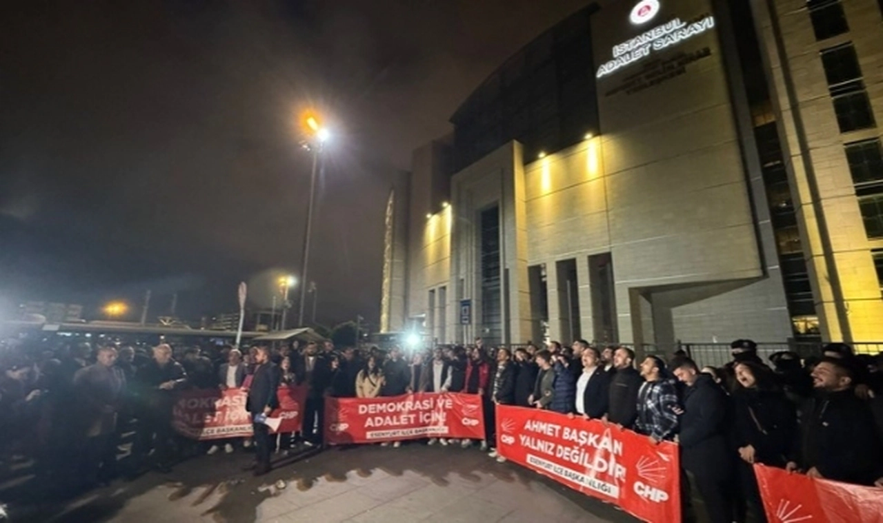 İktidar medyasında 'kayyum' iddiası: CHP'den yalanlama geldi!
