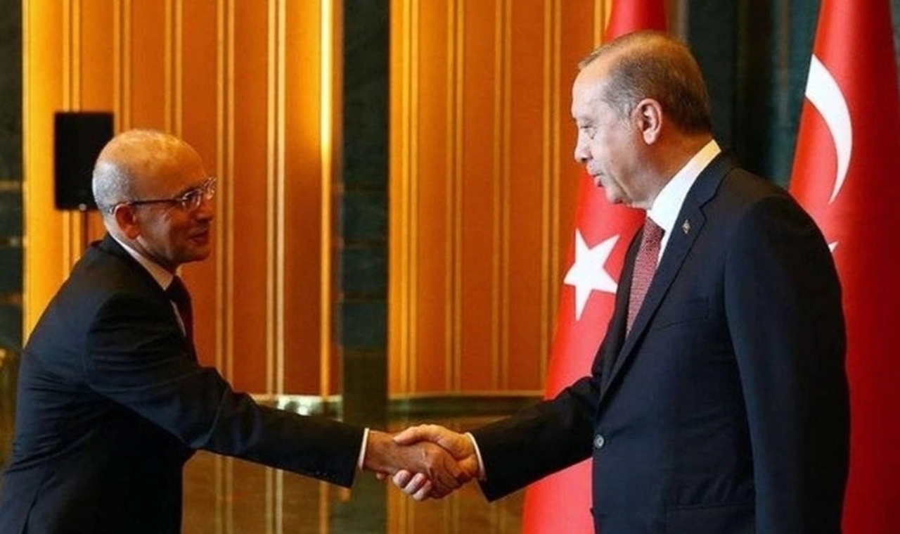 Kulis: Erdoğan, oruç metaforu sonrası Bakan Şimşek'i görevden almaktan vazgeçti