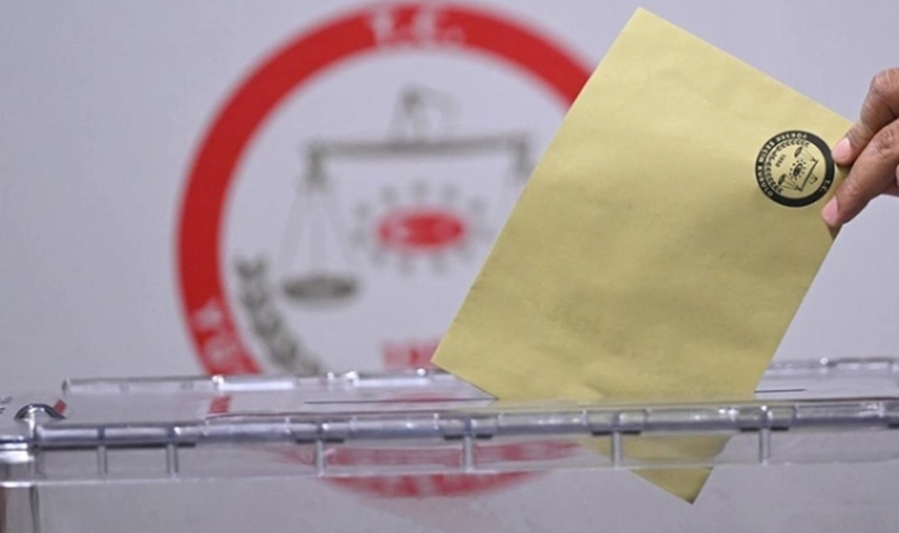Metropoll'ün son araştırması: Yarın seçim olsa AK Parti iktidarı kaybediyor
