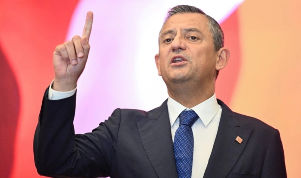 Özgür Özel'den miting çağrısı