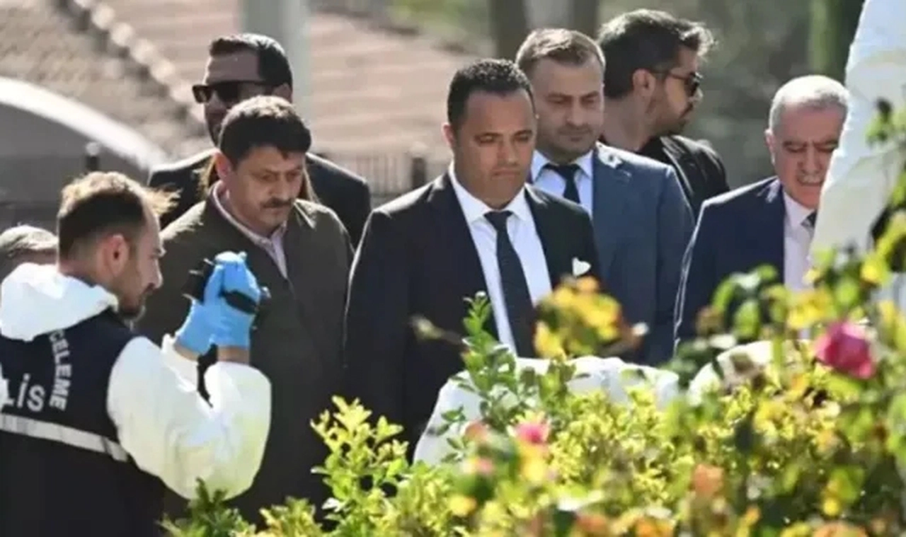 Rezan Epözdemir anlattı: Cem Garipoğlu'nun mezarında bulunan poşetin sırrı ne?