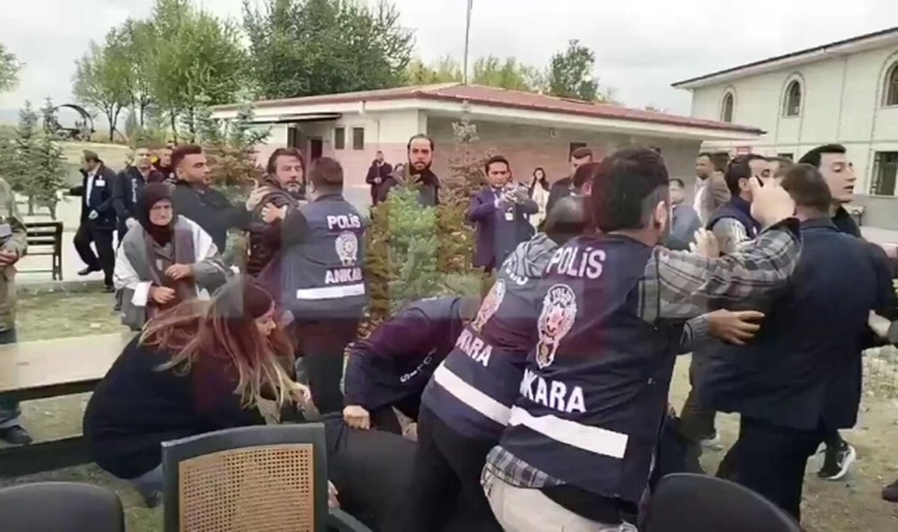 Sinan Ateş cinayeti davasında Ateş ailesine yumruklu saldırı, saldırgan gözaltına alındı