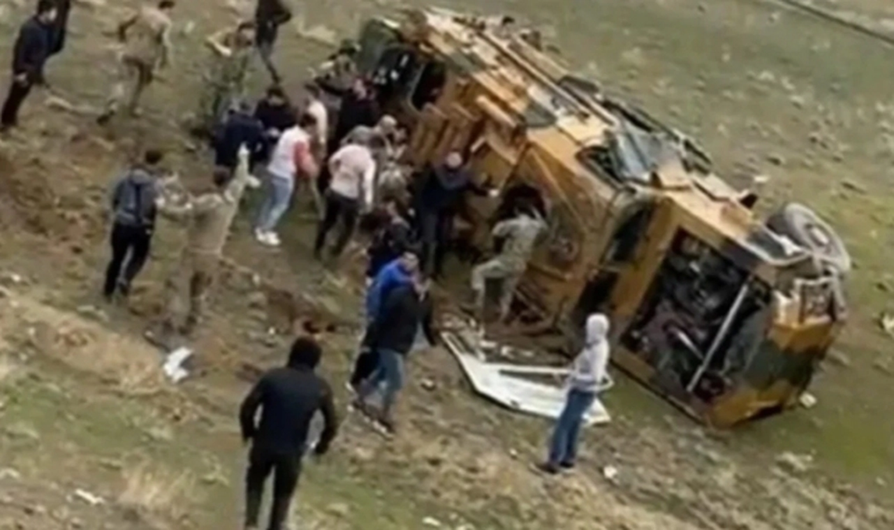 Şırnak'ta askeri aracın devrilmesi sonucu 6 asker yaralandı