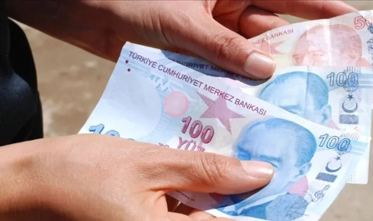 Yabancı bankaların Türkiye'ye dair faiz indirimi tahminlerinde değişiklik: İleri bir tarihe aldılar
