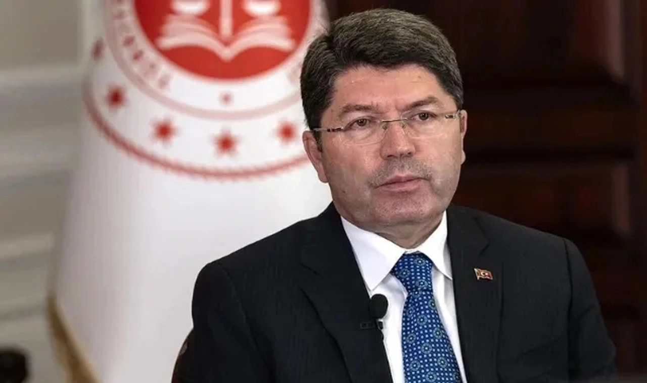Adalet Bakanı'ndan DEM Parti'nin İmralı talebine yanıt: Makul sürede yanıt verilir