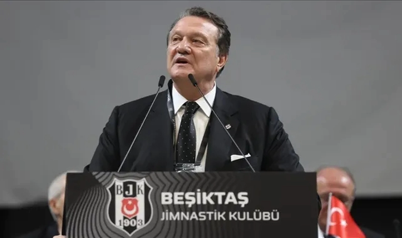 Beşiktaş'ta Başkan Hasan Arat istifa etti