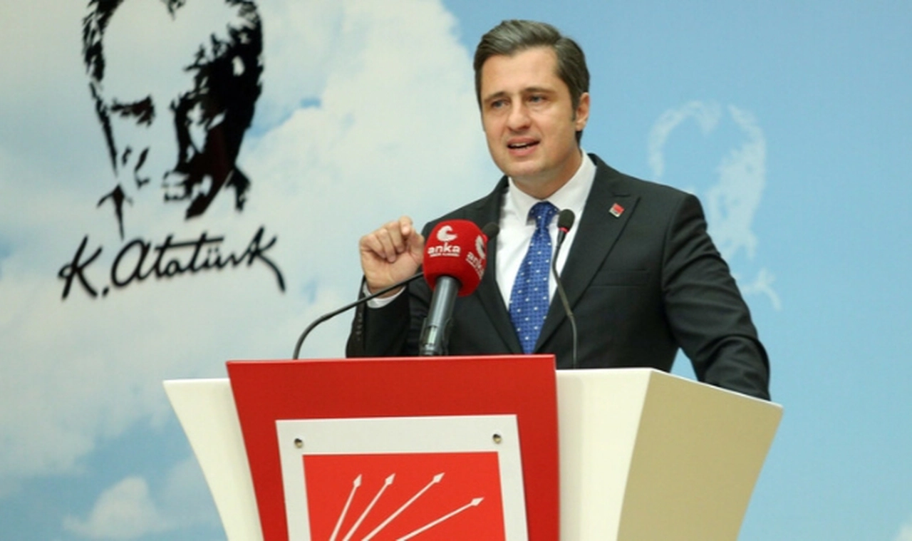CHP Sözcüsü Deniz Yücel’den Bakan Tekin’e: O kreşler çalışan anne-babaların kurtarıcısı; sen bu milletin ve çağdaş Türkiye'nin düşmanısın