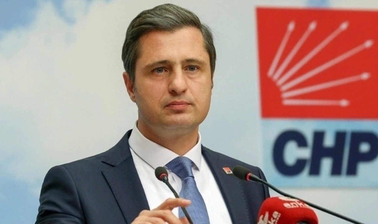 CHP Sözcüsü Deniz Yücel: Hodri meydan, bütün belediyeler soruşturulsun