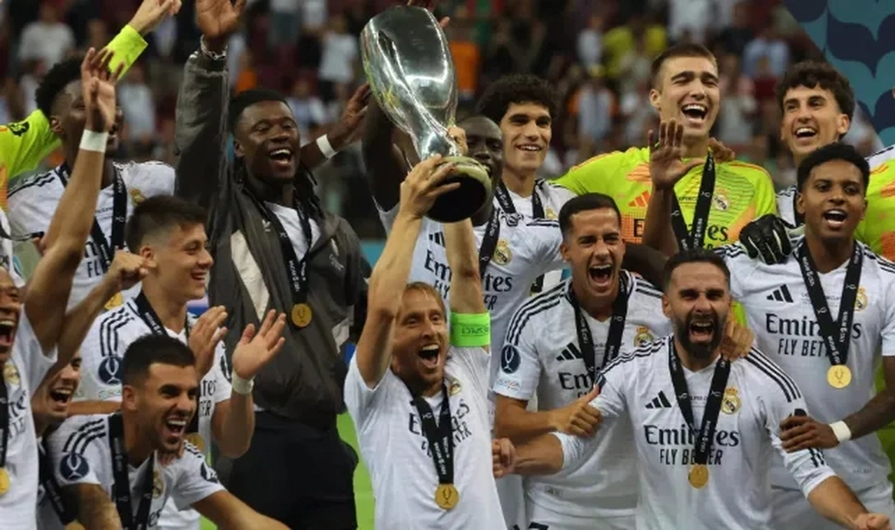 Dünyanın en iyi futbol takımları belli oldu: Türkiye'den hangi takımlar listeye girdi?