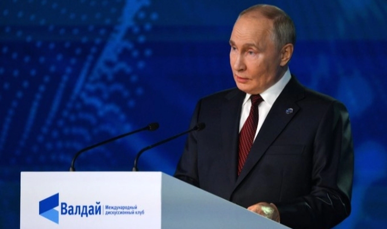 Putin: Ukrayna'daki çatışmalar küresel bir nitelik kazandı