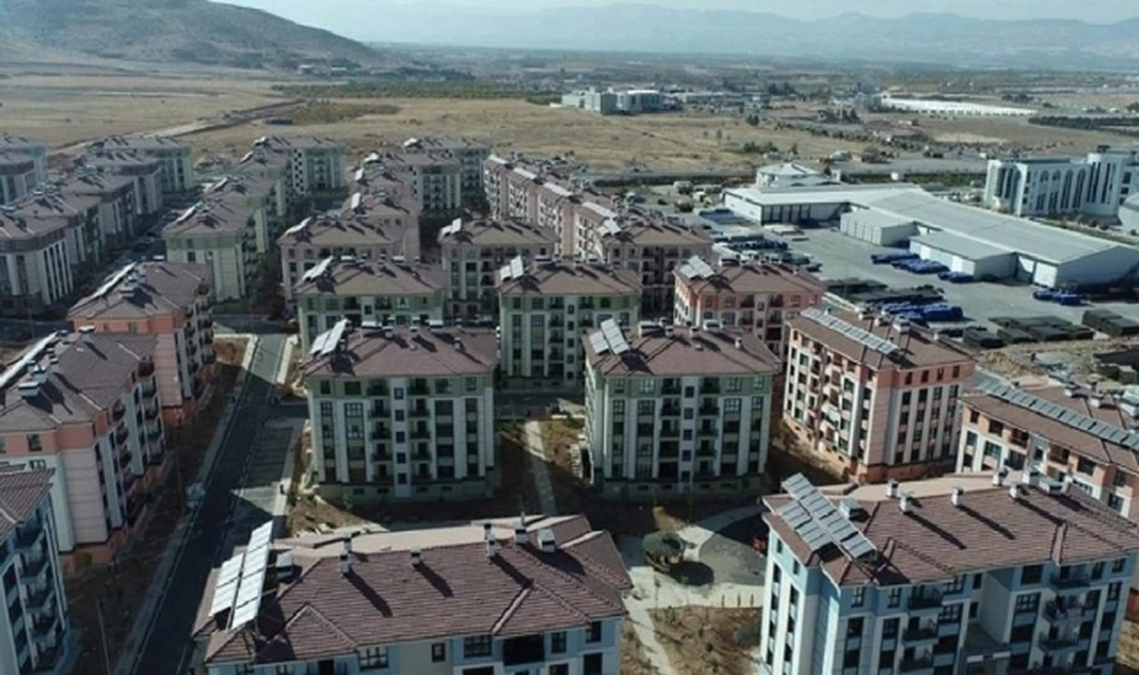 Valilikten duyuru! Deprem konutu hak sahipliği başvuruları uzatıldı!