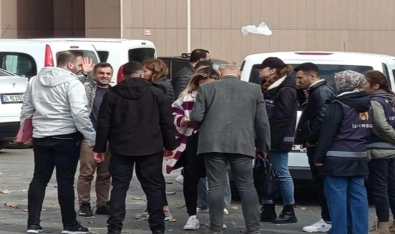 “Yenidoğan Çetesi savcısı el çektirildi” haberini yapan gazeteciler serbest, Avukat İrem Çiçek’e ev hapsi