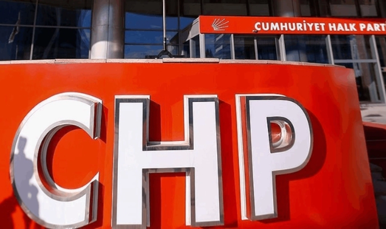 CHP'li Başkan Olay Sözlerle İstifa Etti