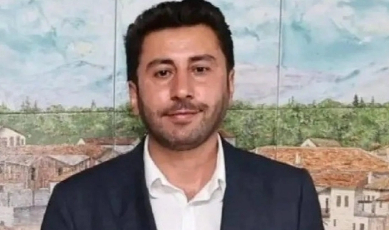 DEM Parti Mersin İl Başkanı Reşat Aşan gözaltına alındı