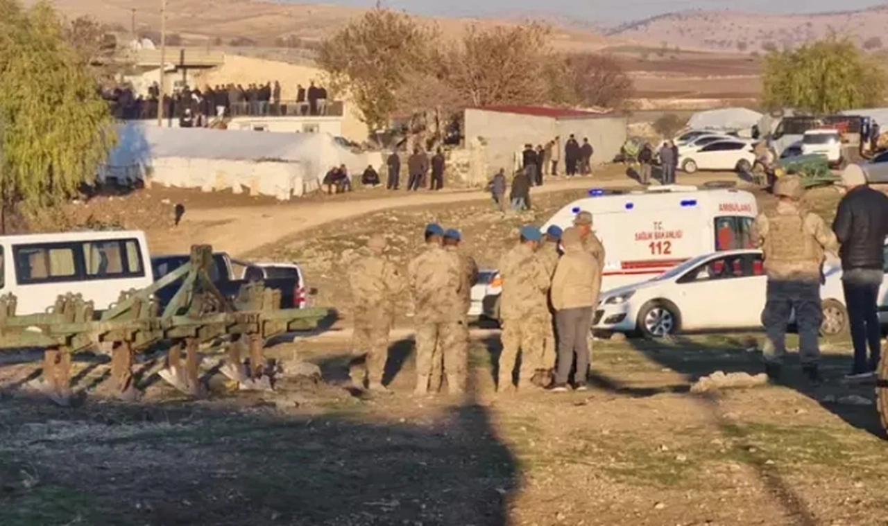 Diyarbakır'da akraba iki aile arasında taşlı-sopalı kavga! 10 kişi yaralandı