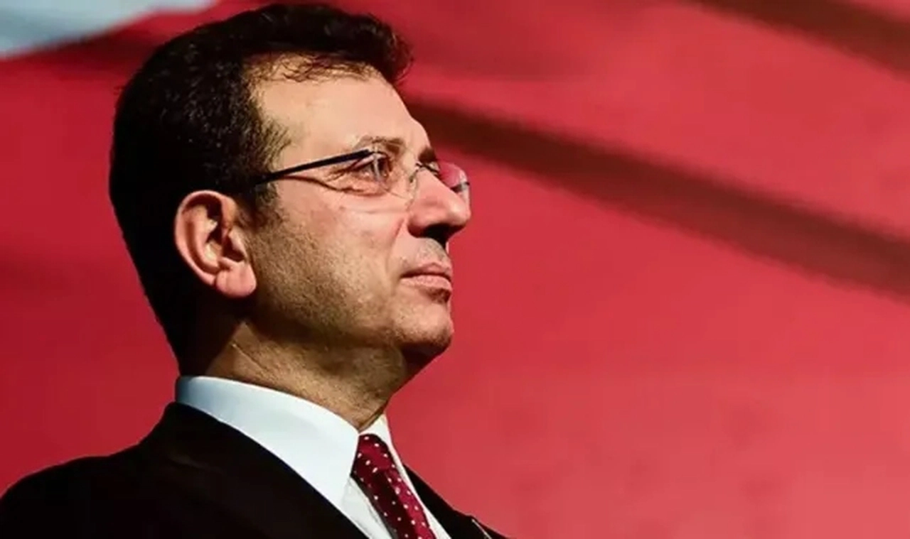 İmamoğlu'ndan bol mesajlı, ekonomi göndermeli yeni yıl paylaşımı: 'Eşit ve adil'