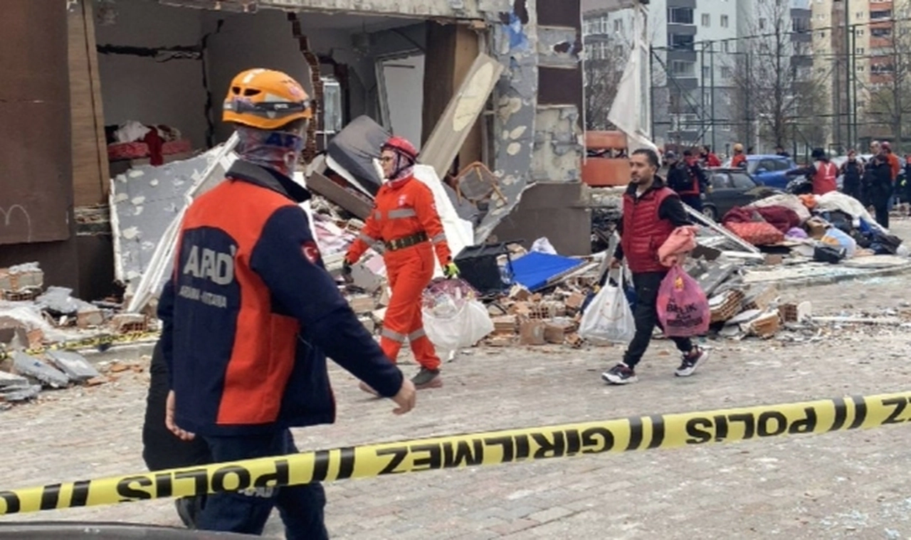İstanbul'daki patlamayla ilgili çarpıcı iddia... 'Apartman görevlisi intihar etti'