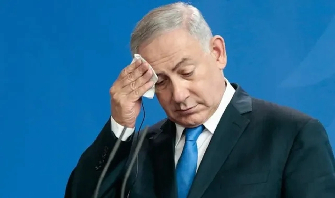Netanyahu Suriye sınırında! Esad ile ilgili ilk yorum geldi: 'Tarihi bir gün'