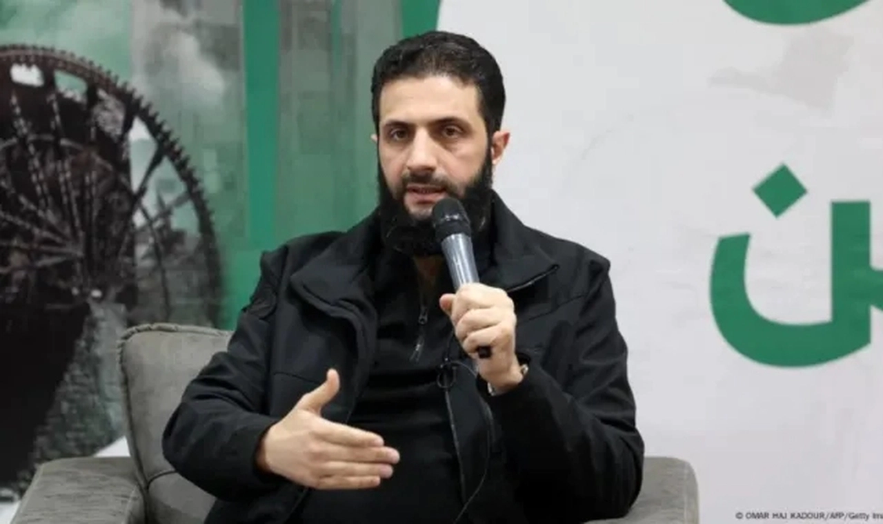 Suriye’de savunma bakanlığına üst düzey komutan Ebu Kasra atandı
