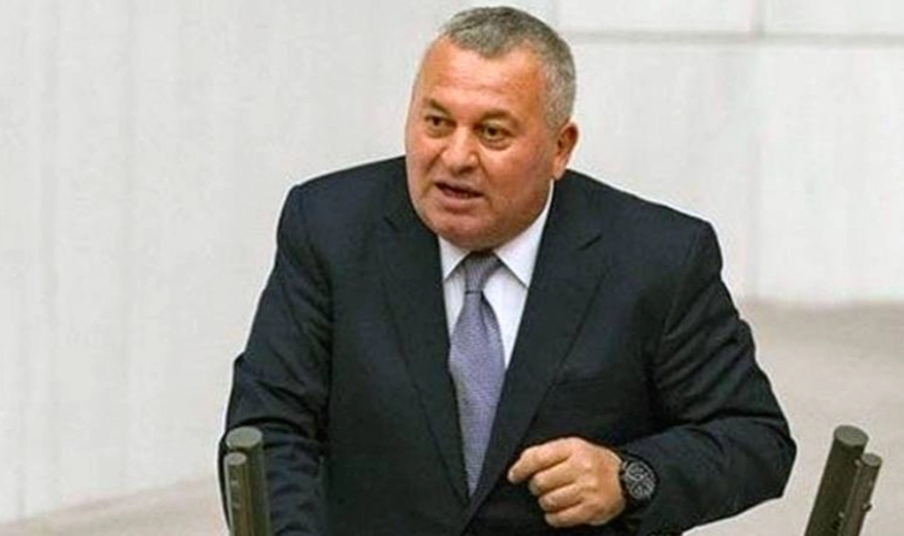 Cemal Enginyurt CHP'ye katılıyor