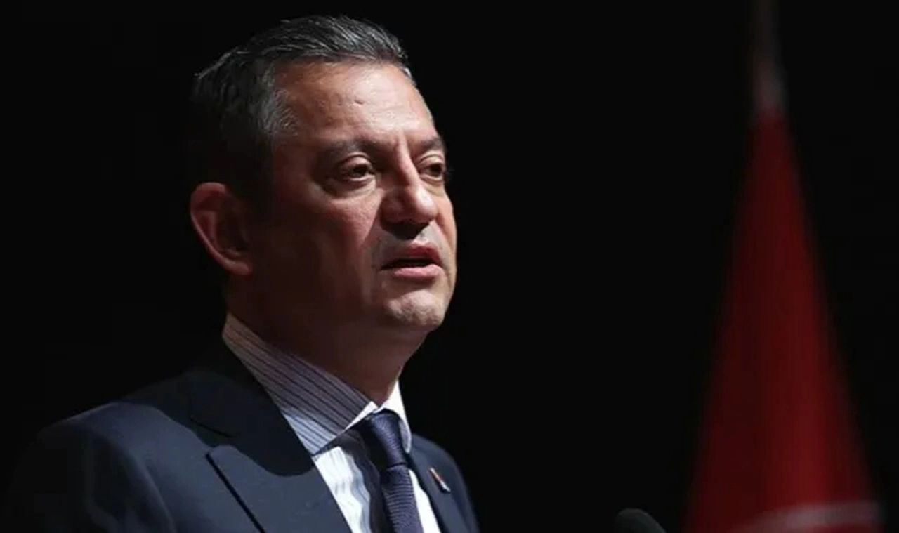 CHP gözaltındaki gazeteciler için heyet görevlendirdi