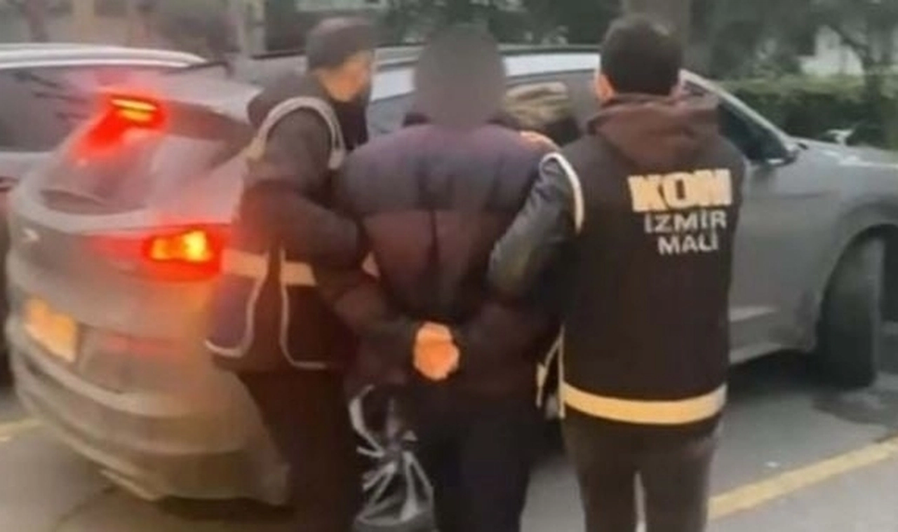 Devleti 100 Milyon Dolandırdı, Ödülle Taçlandırıldı!