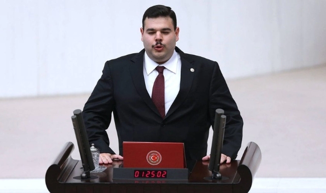 Eski AK Parti milletvekili 'ihbarımdır' dedi: Saray’daki başdanışmanlar yargıya müdahale ediyor