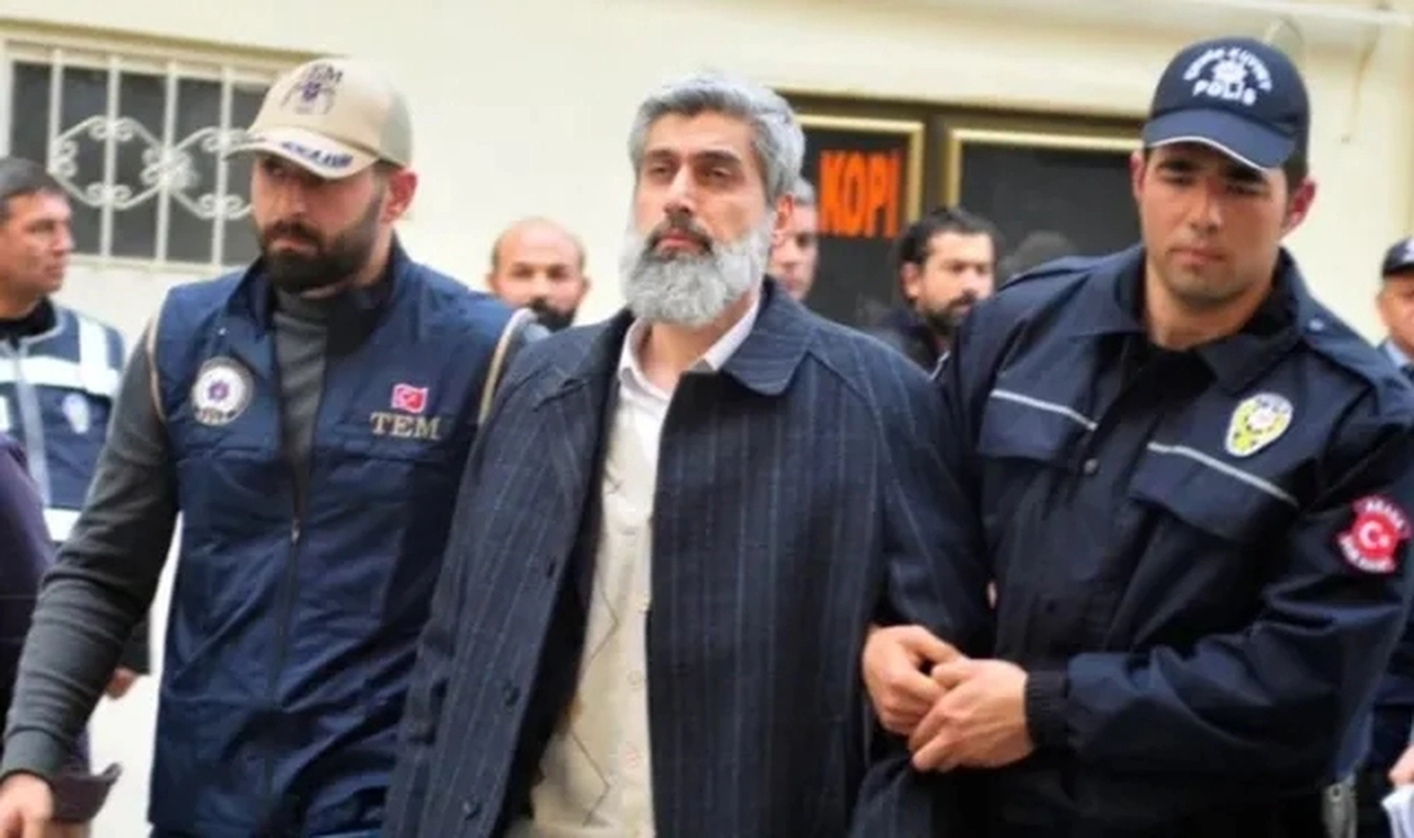 Furkan Vakfı’nın eski başkanı Alparslan Kuytul gözaltına alındı