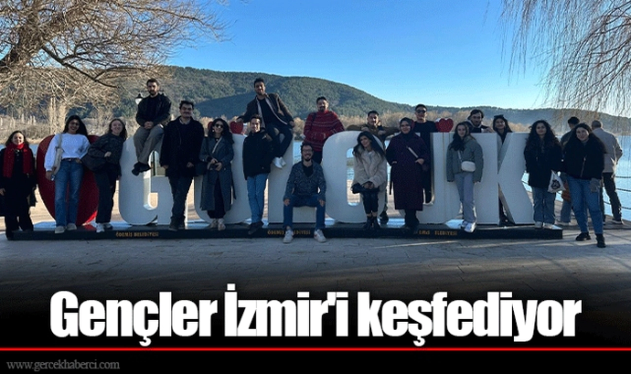 Gençler İzmir'i keşfediyor