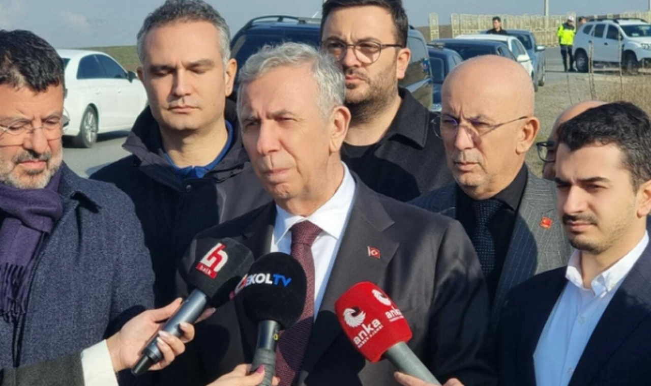Mansur Yavaş’tan Silivri'de tutuklulara ziyaret