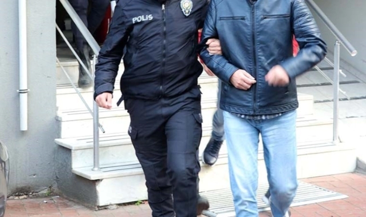 Şafak vakti 'sahte rapor' operasyonu: Çok sayıda gözaltı