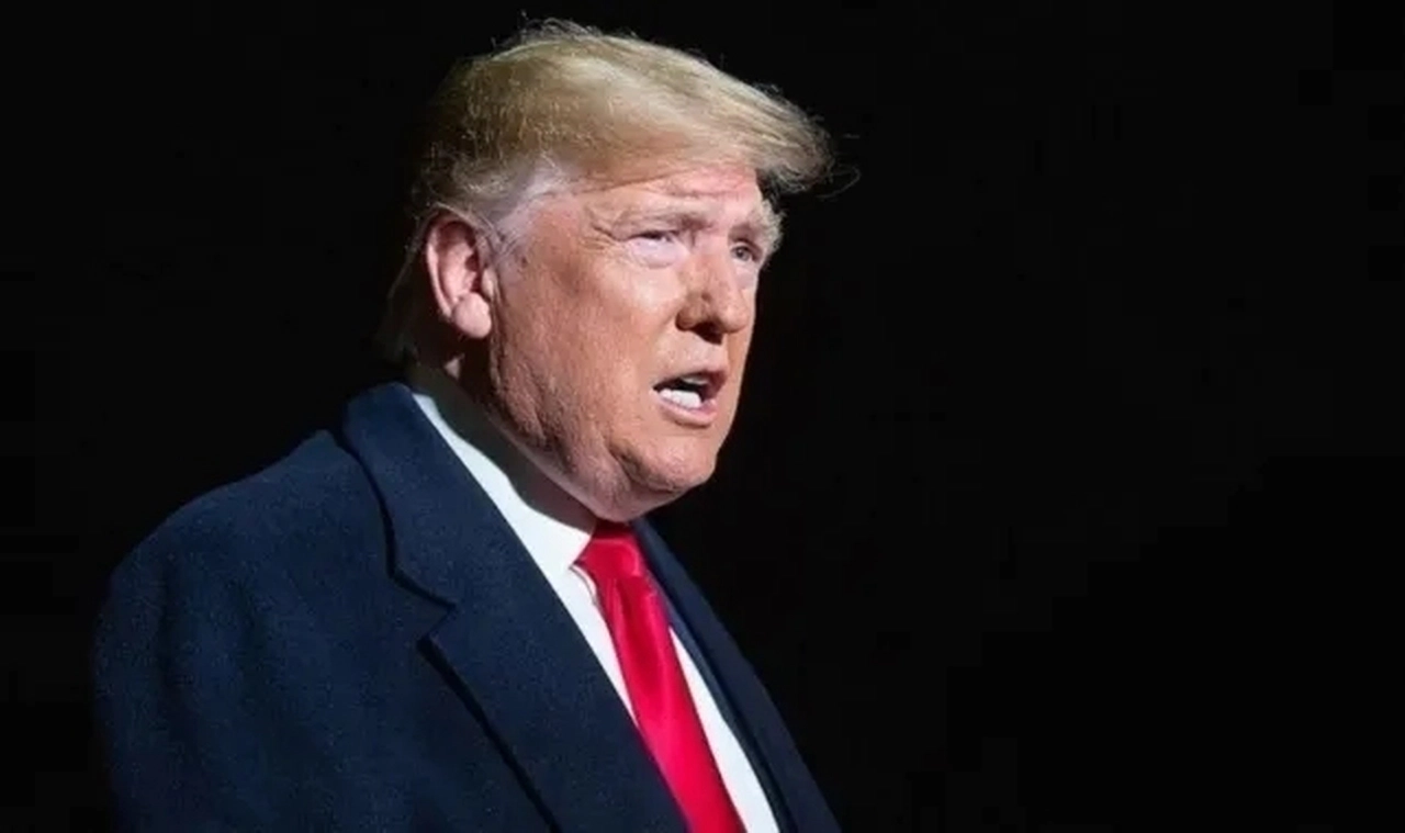 Trump'ın Gümrük Vergisi Kararı, Büyük Otomotiv ve Elektronik Şirketlerine Darbe Vuracak!