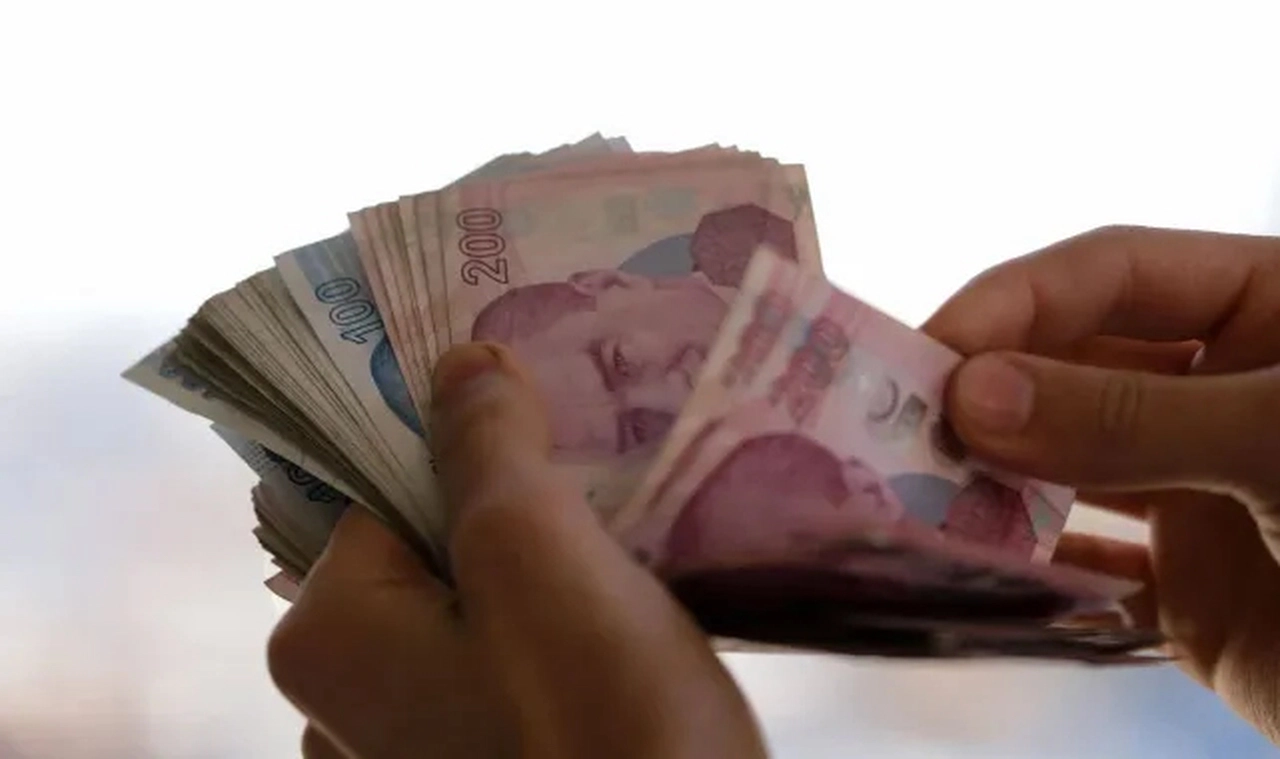 Yurt dışı çıkış harcında yeni dönem başladı
