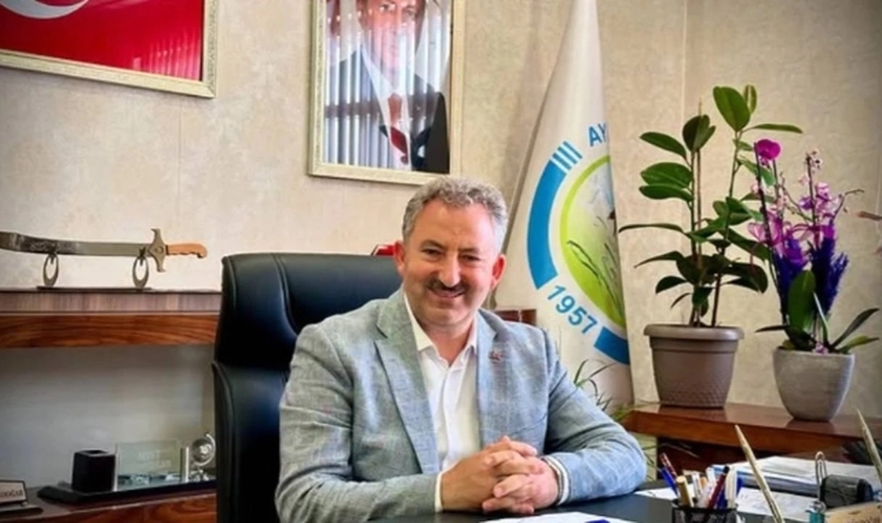AK Parti'li Belediye Başkanı, şoför olarak işe aldığı yeğenini belediye başkan yardımcısı yaptı