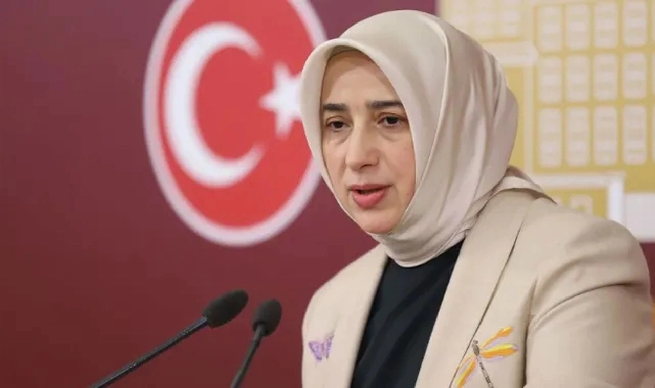AK Parti MKYK'da yer almadığı iddia edilen Özlem Zengin'den açıklama