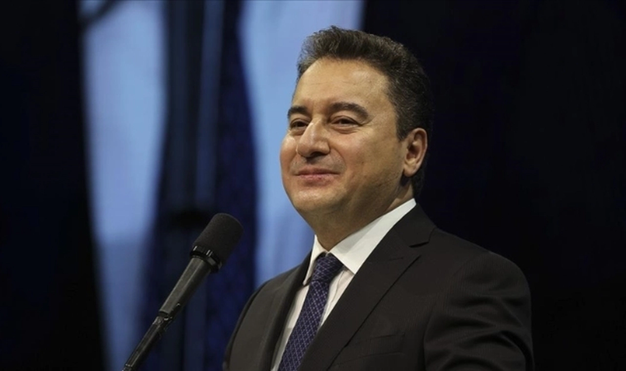 Ali Babacan: İktidarın tek başına ülkeyi erken seçime getirme imkanı yok