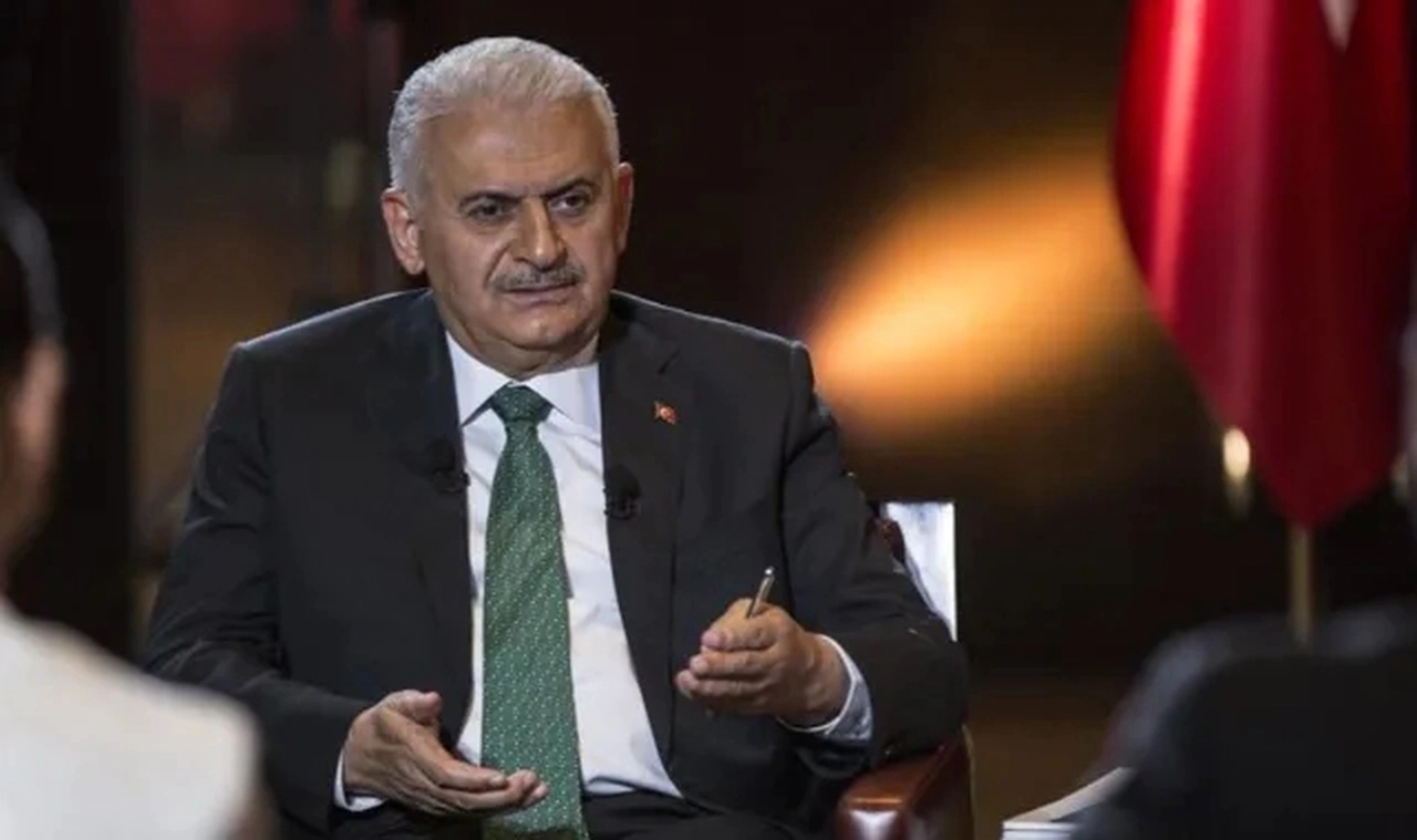 Binali Yıldırım: Erdoğan'ın cumhurbaşkanı adaylığının yolu açılmalı