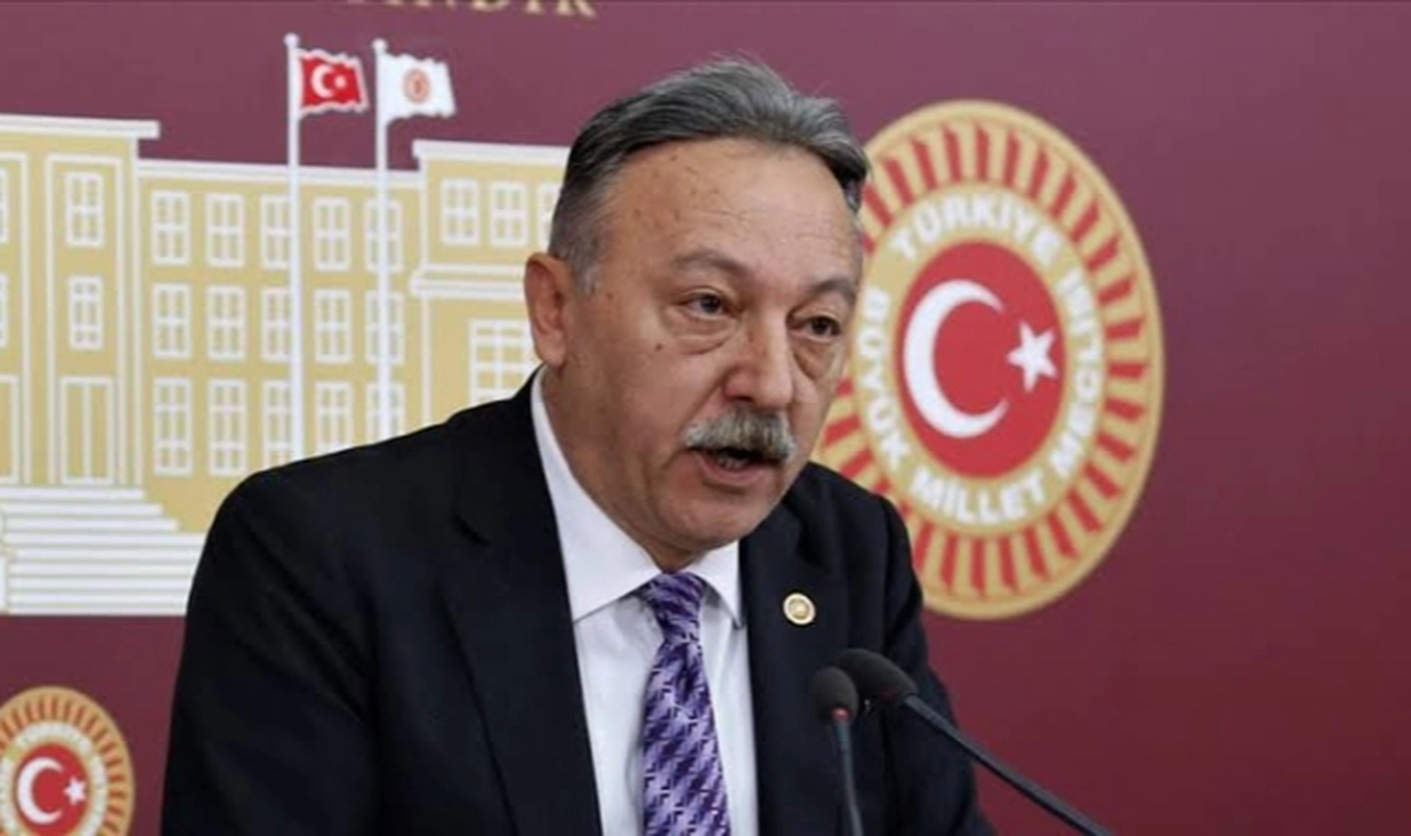 CHP'li Bayır'dan İktidar Milletvekillerine Sert Çıkış: "Yeminlerinizi Ne Çabuk Unuttunuz?"