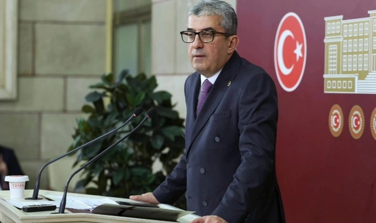 CHP'li Günaydın: CHP'yi karıştırmak için siyasi bir çaba var!