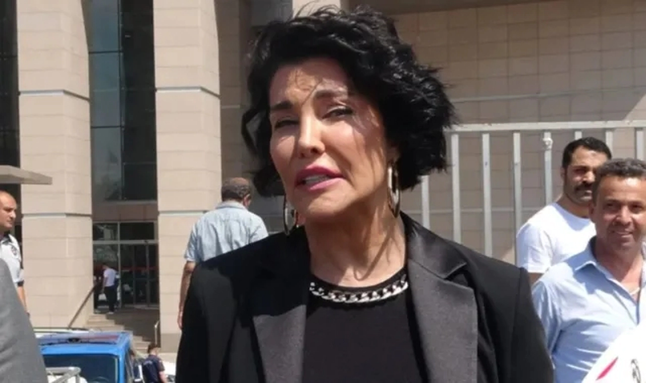 Deniz Akkaya hakim karşısında: Hapis cezası talebiyle yargılanıyor
