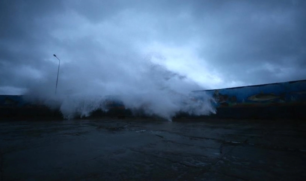 Deprem fırtınası deprem kasırgasına döndü: Bodrum ve Didim tsunami tehdidi altında mı?
