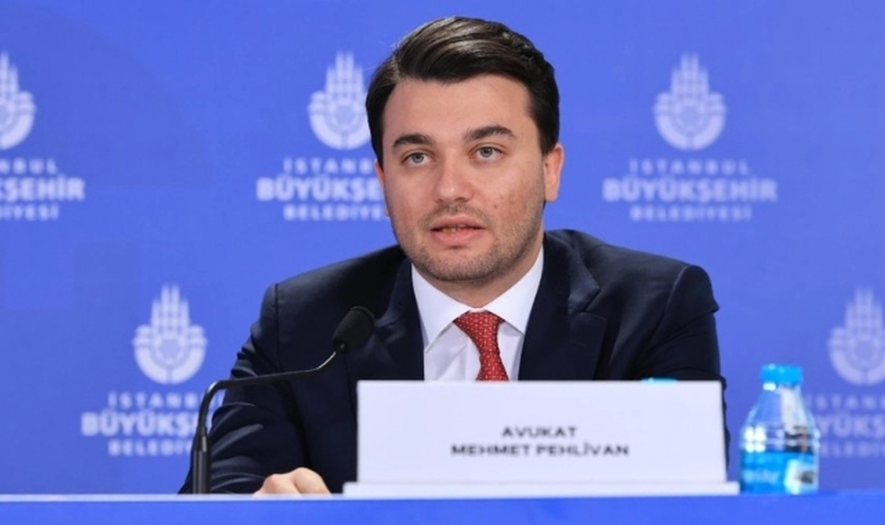 Ekrem İmamoğlu'nun avukatı Mehmet Pehlivan'dan 'diploma' paylaşımı: Suç duyurusunda bulunacağız