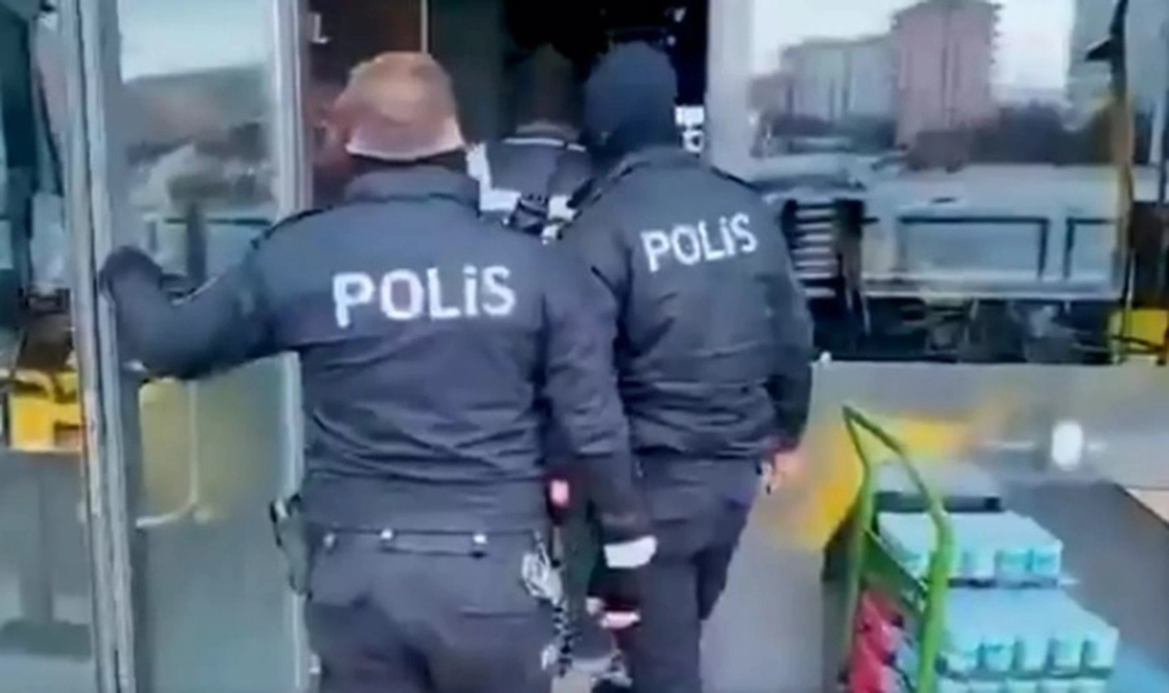 FETÖ soruşturması sonrası Maydonoz Döner'den ilk açıklama