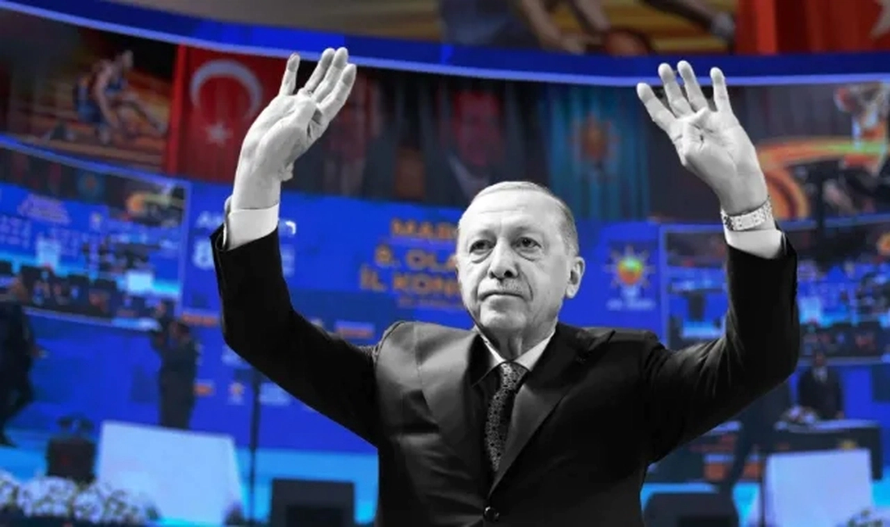 Gözler kongreye çevrildi: AK Parti'ye bugün 3 yeni milletvekili katılacak!