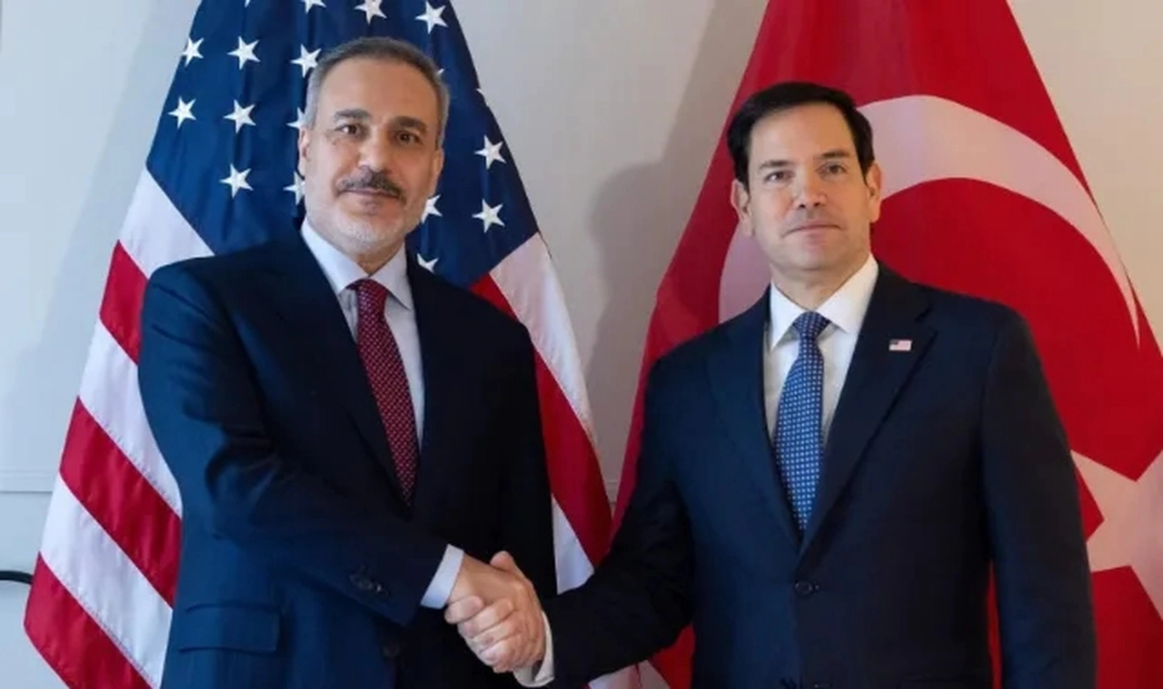 Hakan Fidan, ABD'li mevkidaşıyla yüz yüze görüştü