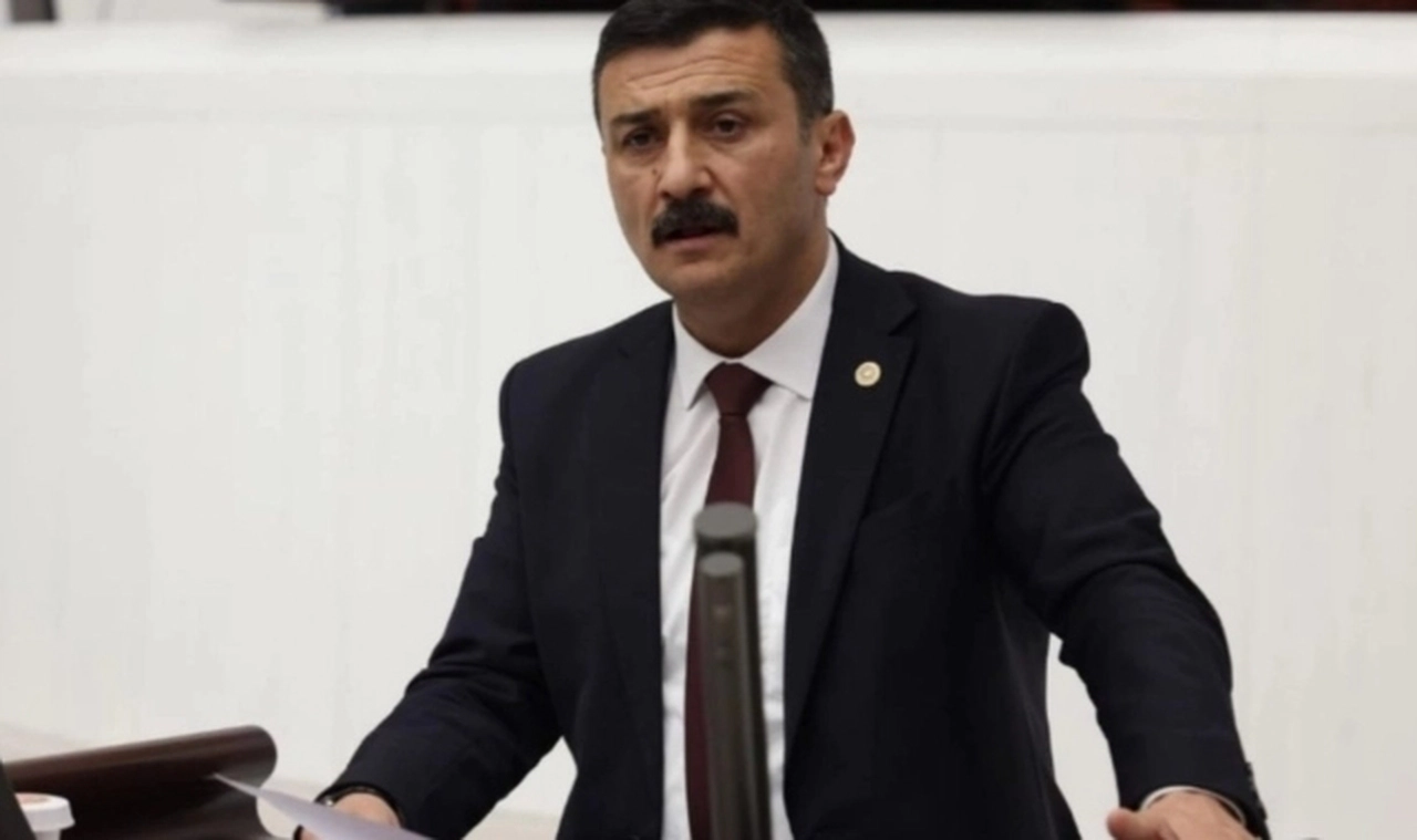 İYİ Partili Selçuk Türkoğlu: Türkiye enerji bağımsızlığını kaybedecek