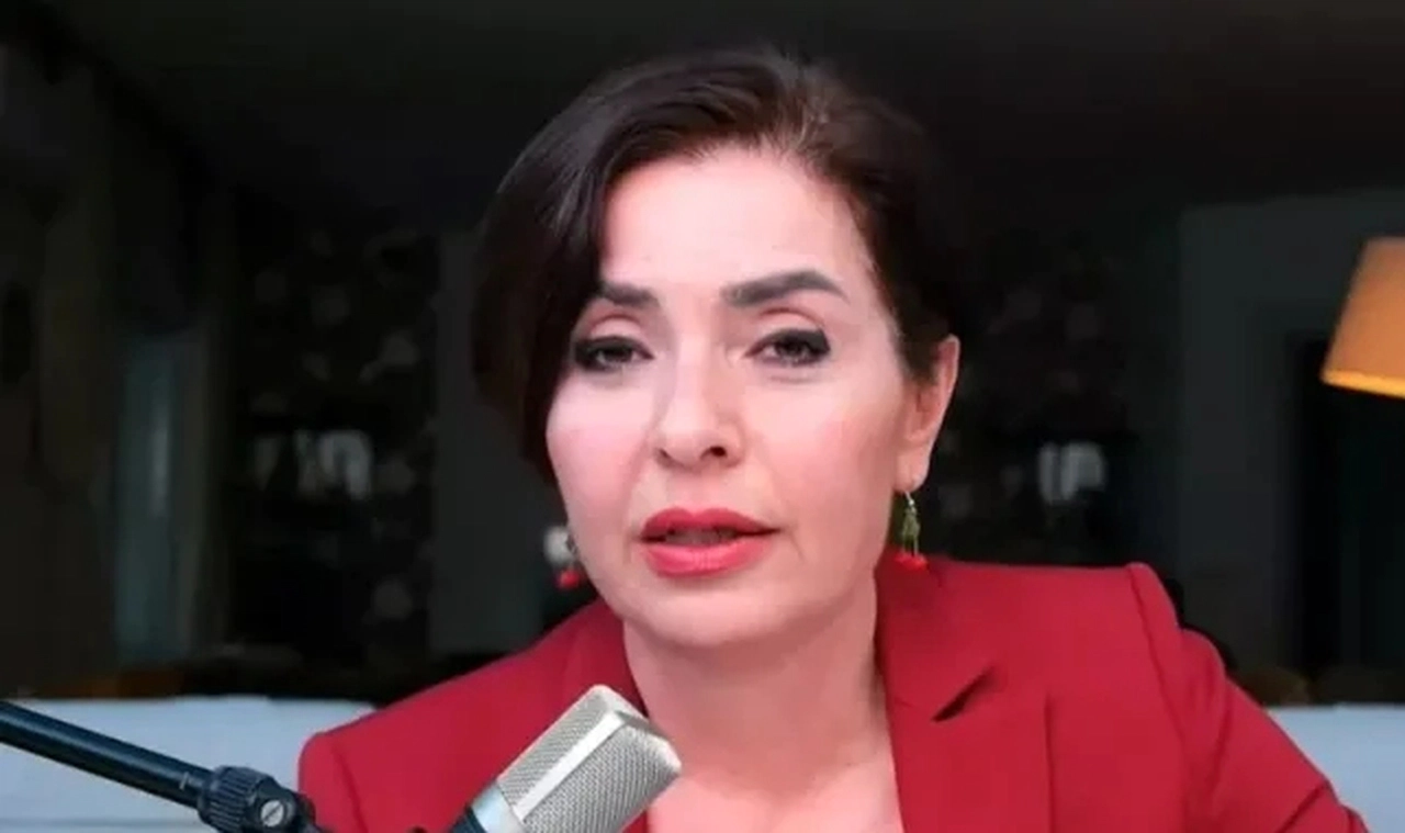Özlem Gürses'in Ev Hapsi Kaldırıldı